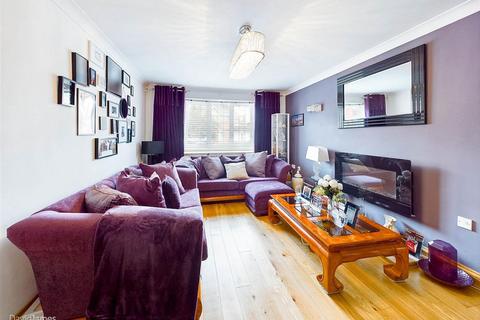 5 bedroom detached house for sale, Pitch Close, Nottingham NG4