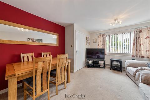 2 bedroom end of terrace house for sale, Bishops Close, Nettlestead, Maidstone