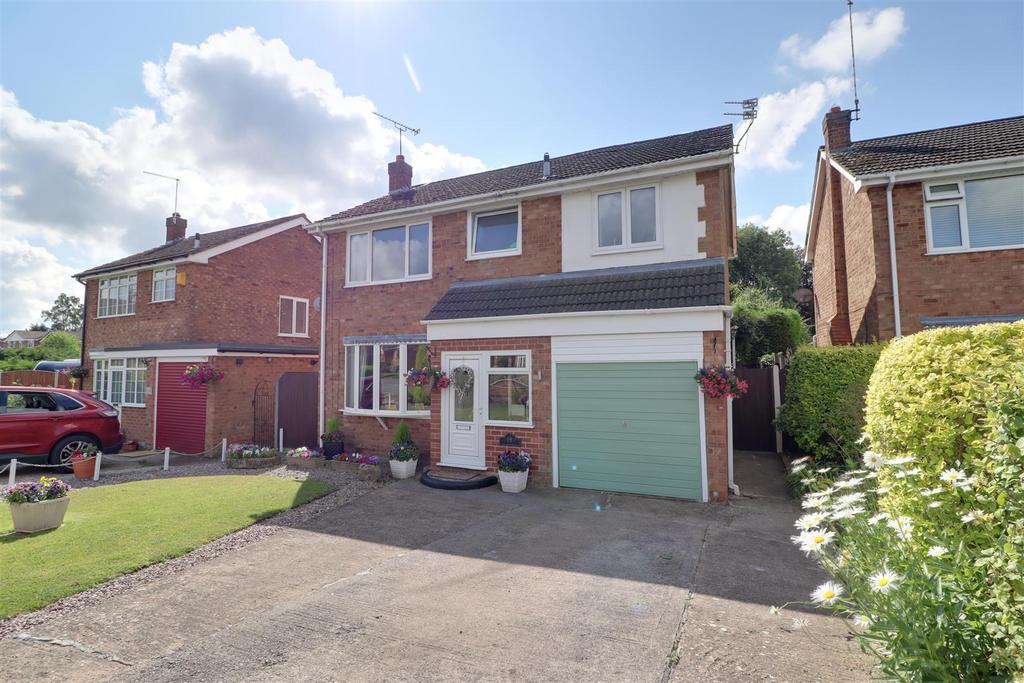 Rosehill Road, Crewe 5 bed detached house for sale £350,000