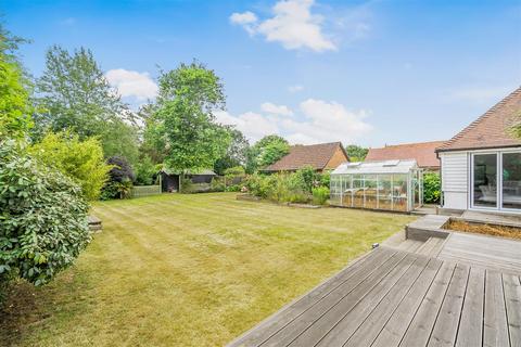 Trade Winds Level Mare Lane, Eastergate, Chichester, PO20 3SA