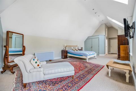 Trade Winds Level Mare Lane, Eastergate, Chichester, PO20 3SA