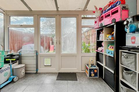 2 bedroom terraced house for sale, Queenborough Road, Southminster