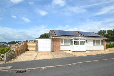 2 bedroom detached bungalow for sale, Hefford Road, East Cowes