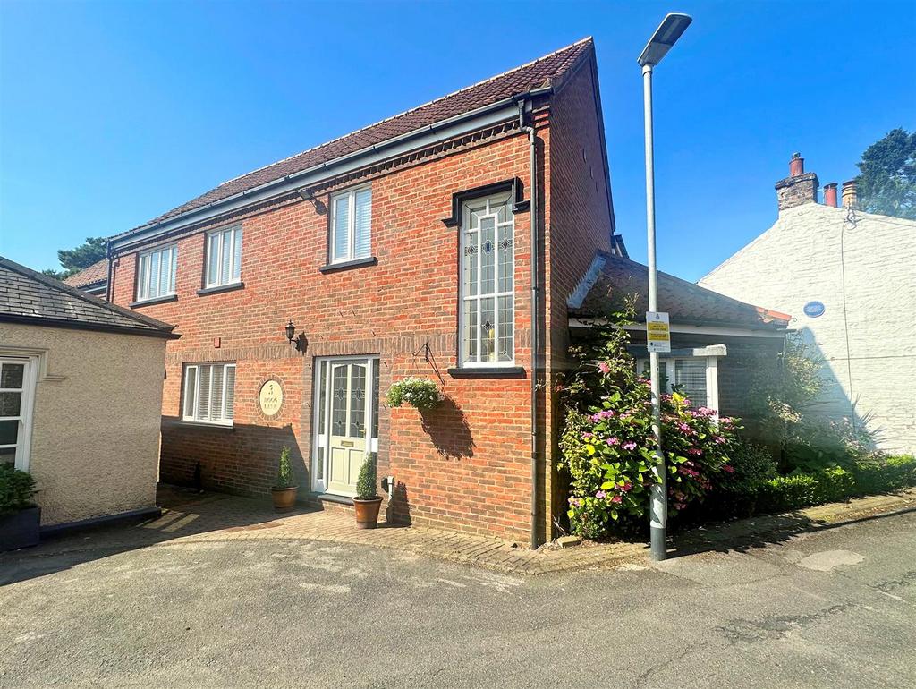 Stunning house in a great location!