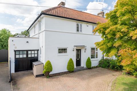 4 bedroom semi-detached house for sale, Attimore Road, Welwyn Garden City