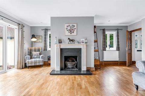 3 bedroom semi-detached house for sale, High Street, Walkern
