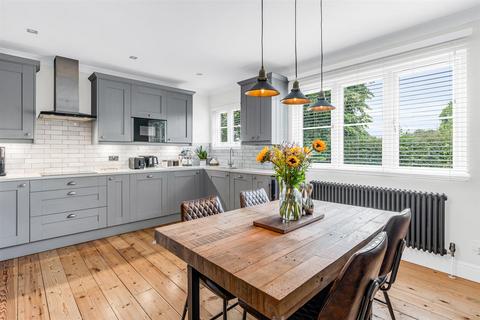 3 bedroom semi-detached house for sale, High Street, Walkern