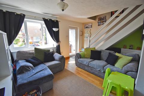 2 bedroom semi-detached house to rent, Broadgate Close, Northrepps, Cromer