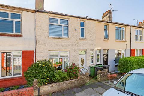 3 bedroom terraced house for sale, Halsbury Road, Cardiff CF5