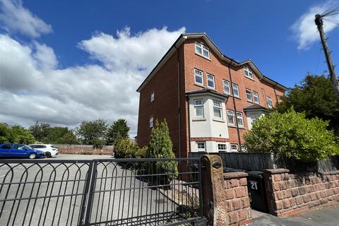 2 bedroom apartment for sale, Pye Road, Heswall, Wirral