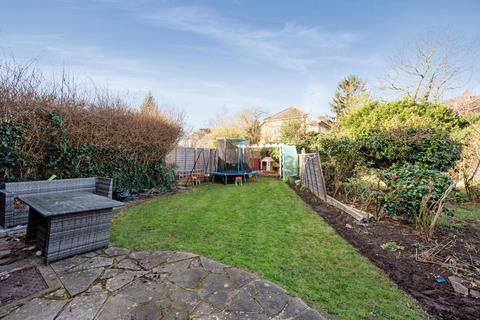 43 Avon Close, Worcester Park, KT4 7AQ
