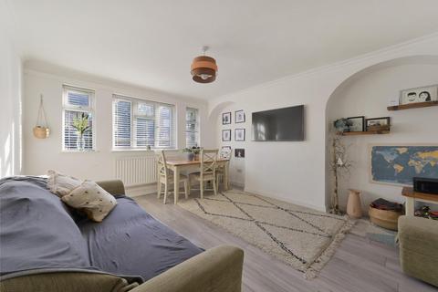 43 Avon Close, Worcester Park, KT4 7AQ