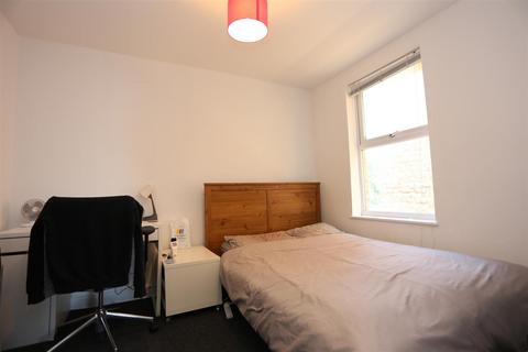 3 bedroom maisonette to rent, Dawson Terrace, Brighton, East Sussex