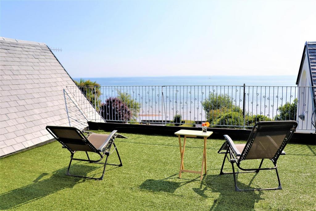Roof terrace