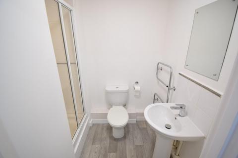 1 bedroom apartment for sale, Kingswood Place, Norwich Avenue West, Bournemouth