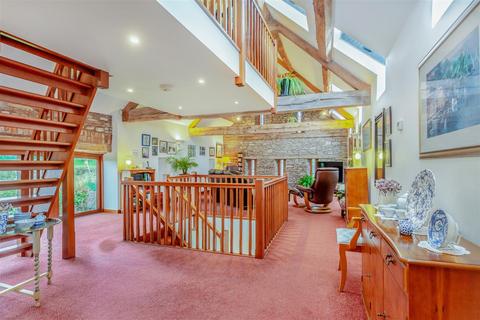 4 bedroom barn conversion for sale, Ross-On-Wye HR9