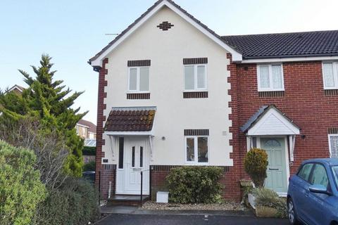 3 bedroom house to rent, Catsfield Close, East Sussex BN23
