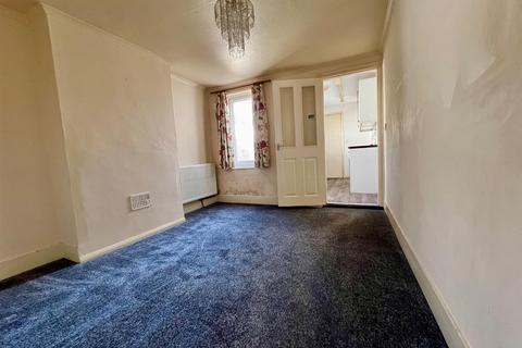 24 Queens Road, Burnham-on-crouch, CM0 8DY