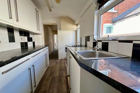 24 Queens Road, Burnham-on-crouch, CM0 8DY