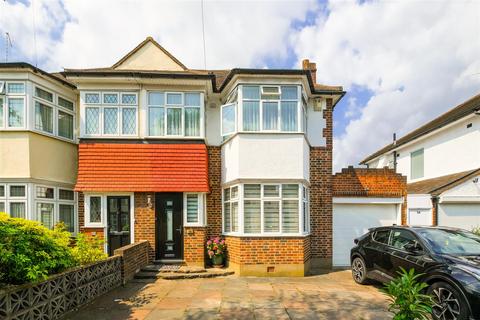 4 bedroom semi-detached house to rent, Onslow Gardens, London