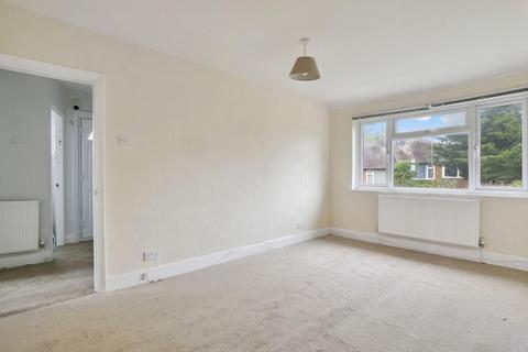 2 bedroom maisonette for sale, Moremead Road, London