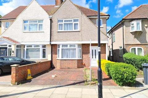 3 bedroom semi-detached house to rent, Milford Road, Southall UB1