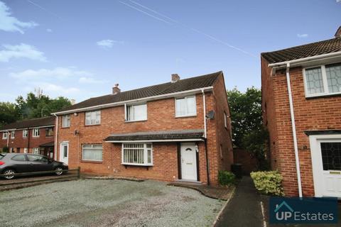 3 bedroom semi-detached house to rent, Goode Croft, Coventry