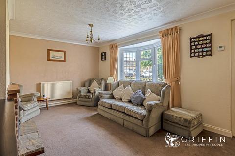 3 bedroom terraced house for sale, Milford Road, Grays