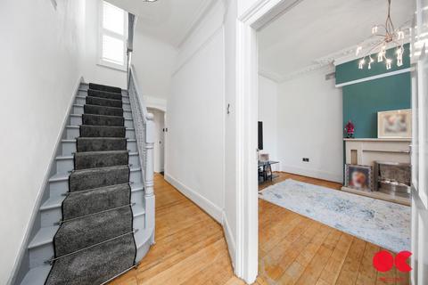 5 bedroom end of terrace house for sale, Osborne Road, Forest Gate E7