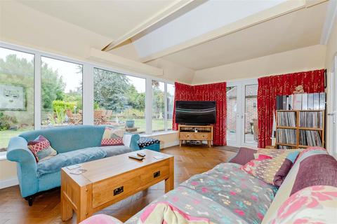 3 bedroom house for sale, Church Lane, Ferring, Worthing