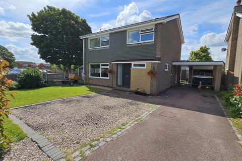 4 bedroom detached house for sale, Clarke Close, Cropwell Bishop, Nottinghamshire