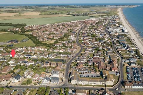 Pond House Bracklesham Close, Bracklesham Bay, Chichester, PO20 8HT