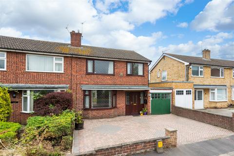 3 bedroom semi-detached house for sale, Sussex Close, York