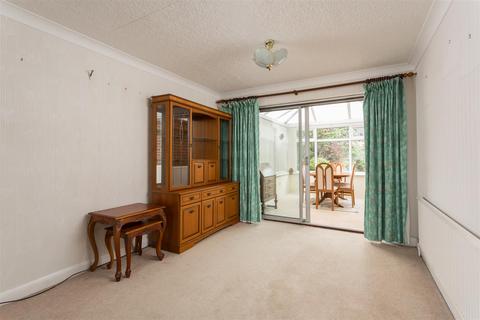 3 bedroom semi-detached house for sale, Sussex Close, York