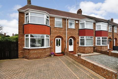 3 bedroom end of terrace house for sale, Ulverston Road, Kingston Upon Hull