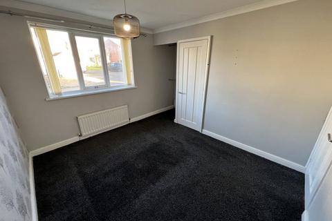 2 bedroom semi-detached house to rent, Richmond Road, Upton, WF9