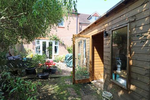 16 Claypitts Boulevard, Warwick, CV34 6HQ