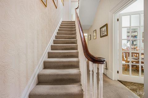 97 Lewis Road, Neath, SA11 1DJ