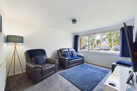 281 Tuffley Lane, Tuffley, Gloucester, GL4 0RP