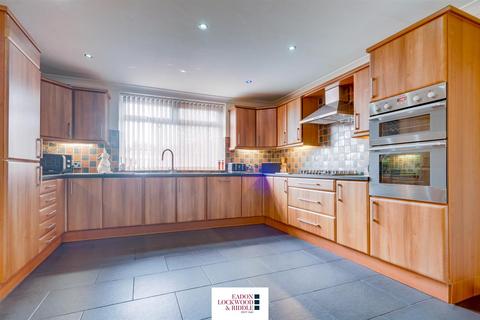 5 bedroom semi-detached house for sale, Wickersley Road, Rotherham