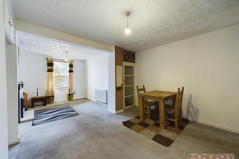 2, Vale View Bottom Road, Summerhill, Wrexham, LL11 4TN