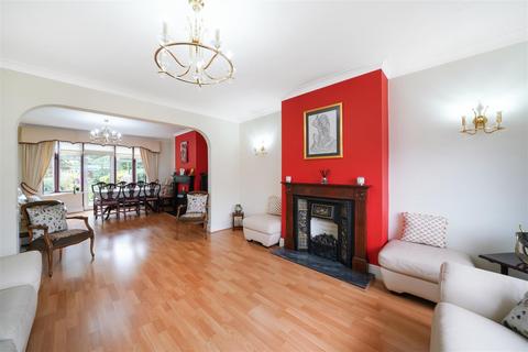 4 bedroom semi-detached house for sale, Watford Road, Harrow