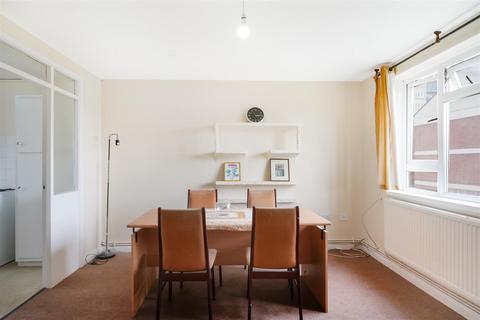 1 bedroom flat for sale, Academy Gardens, Northolt