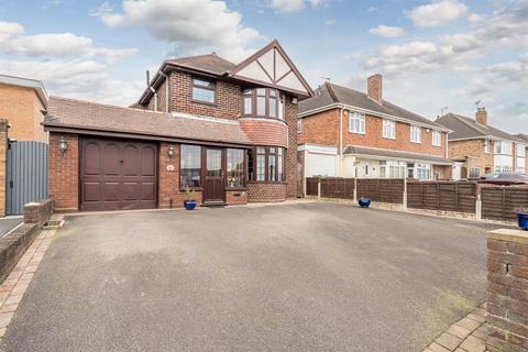 4 bedroom detached house for sale, Maidensbridge Road, Wall Heath, DY6 0JB