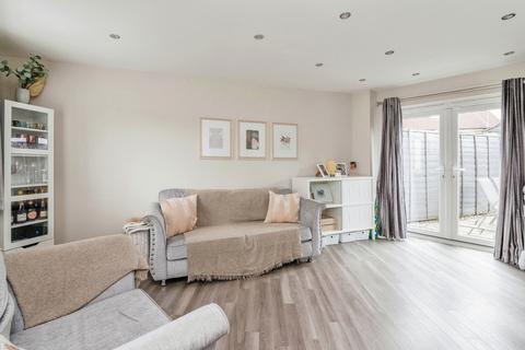 72 Cheapside West, Rayleigh, SS6 9JN