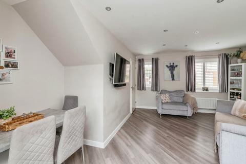 72 Cheapside West, Rayleigh, SS6 9JN