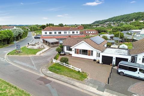 2 bedroom detached bungalow for sale, Beach Road, Kewstoke, Weston-Super-Mare, BS22