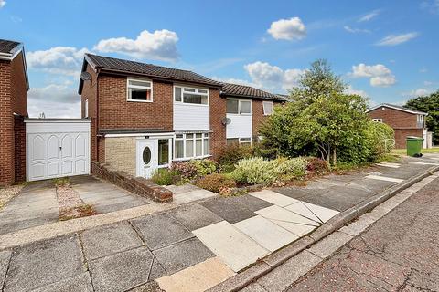 3 bedroom semi-detached house for sale, Briarsyde Close, Whickham NE16