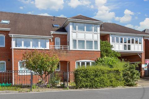 3 bedroom maisonette for sale, Gordon Road, Haywards Heath, West Sussex