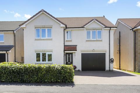 10 Alexander Gardens, Dunbar, EH42 1ZS